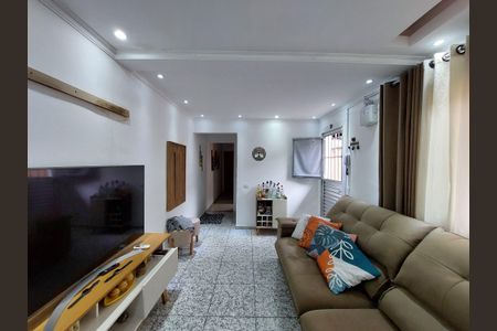 Casa à venda com 150m², 3 quartos e 2 vagasSala