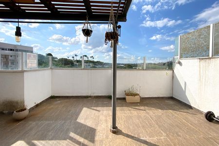 Apartamento à venda com 160m², 3 quartos e 3 vagasCobertura