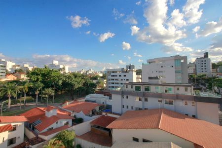 Apartamento à venda com 160m², 3 quartos e 3 vagasVista