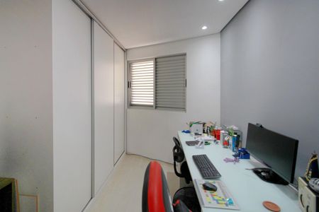 Apartamento à venda com 160m², 3 quartos e 3 vagasQuarto 3
