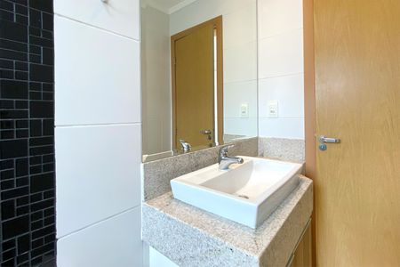 Apartamento à venda com 160m², 3 quartos e 3 vagasBanheiro da Suíte 1