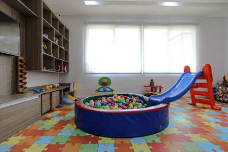 Apartamento para alugar com 100m², 3 quartos e 2 vagasÁrea Comum - Brinquedoteca