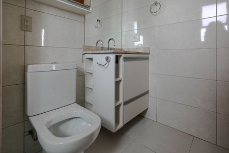 Apartamento para alugar com 100m², 3 quartos e 2 vagasBanheiro - Quarto 2 - Suíte