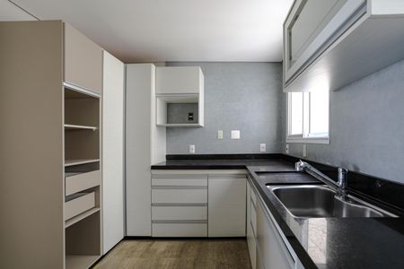 Apartamento para alugar com 100m², 3 quartos e 2 vagasCozinha
