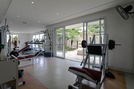 Apartamento para alugar com 100m², 3 quartos e 2 vagasÁrea Comum - Academia