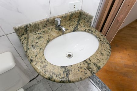 Apartamento à venda com 88m², 3 quartos e 1 vaga Apartamento à venda com 88m², 3 quartos e 1 vagaBanheiro da Suíte