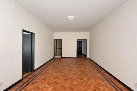 Apartamento à venda com 132m², 3 quartos e sem vagaSala