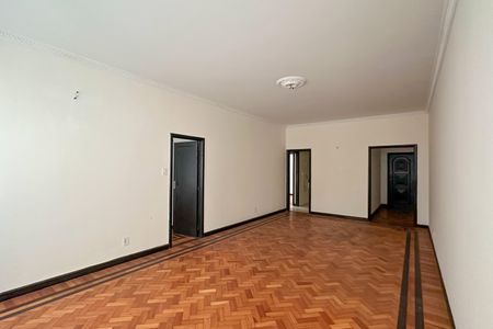 Apartamento à venda com 132m², 3 quartos e sem vagaSala