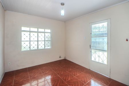 Casa à venda com 64m², 2 quartos e 3 vagas Casa à venda com 64m², 2 quartos e 3 vagasSala