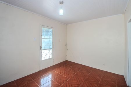 Casa à venda com 64m², 2 quartos e 3 vagas Casa à venda com 64m², 2 quartos e 3 vagasSala