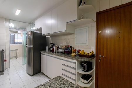 Apartamento à venda com 108m², 3 quartos e 2 vagas Apartamento à venda com 108m², 3 quartos e 2 vagasCozinha