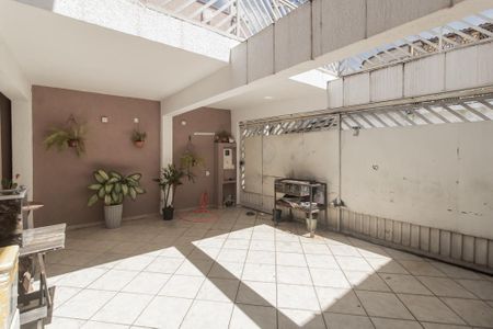 Casa à venda com 76m², 2 quartos e 2 vagasGaragem