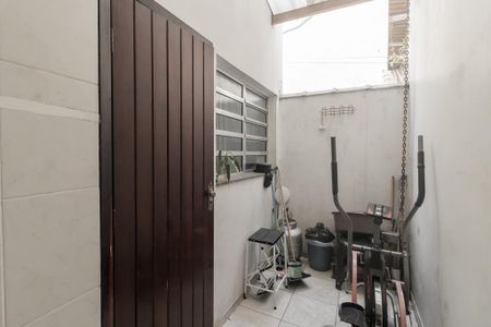 Casa à venda com 76m², 2 quartos e 2 vagasÁrea de Serviço