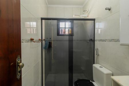 Casa à venda com 76m², 2 quartos e 2 vagasBanheiro 