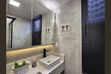 Apartamento à venda com 87m², 2 quartos e 1 vaga Apartamento à venda com 87m², 2 quartos e 1 vagaBanheiro da Suíte