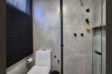 Apartamento à venda com 87m², 2 quartos e 1 vaga Apartamento à venda com 87m², 2 quartos e 1 vagaBanheiro da Suíte