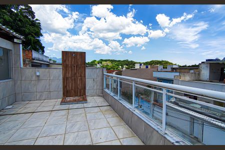 Casa à venda com 100m², 3 quartos e 3 vagasterraço