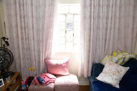 Casa à venda com 100m², 4 quartos e 1 vagaSala