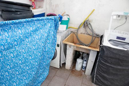 Casa à venda com 100m², 4 quartos e 1 vagaÁrea de Serviço