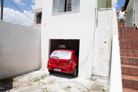 Casa à venda com 100m², 4 quartos e 1 vagaGaragem