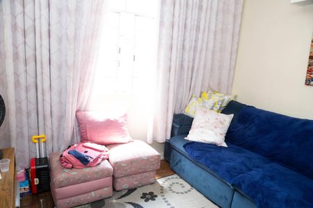 Casa à venda com 100m², 4 quartos e 1 vagaSala