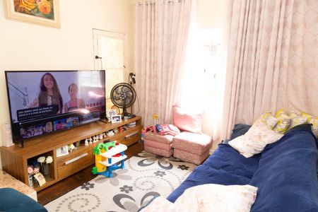 Casa à venda com 100m², 4 quartos e 1 vagaSala