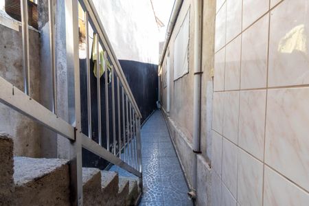 Casa à venda com 250m², 5 quartos e 2 vagasCorredor