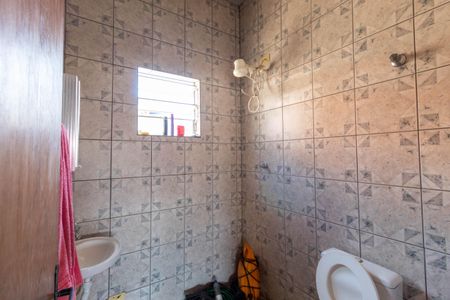 Casa à venda com 250m², 5 quartos e 2 vagasBanheiro 2