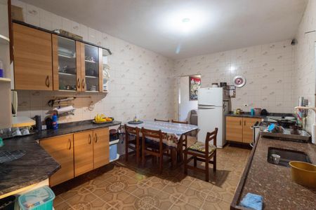 Casa à venda com 250m², 5 quartos e 2 vagasCozinha 1