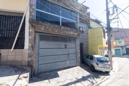 Casa à venda com 250m², 5 quartos e 2 vagasFachada