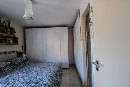 Apartamento à venda com 169m², 3 quartos e 2 vagasQuarto 2 - Suíte