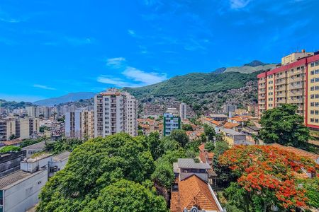 Apartamento à venda com 169m², 3 quartos e 2 vagasVista