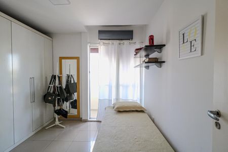 Apartamento à venda com 169m², 3 quartos e 2 vagasQuarto 3