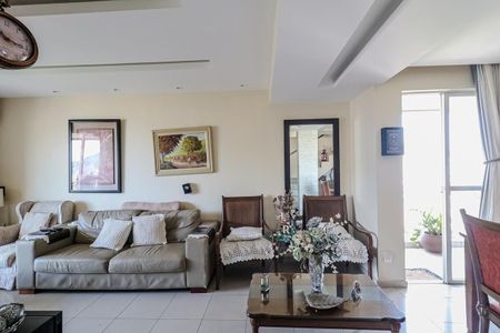 Apartamento à venda com 169m², 3 quartos e 2 vagasSala