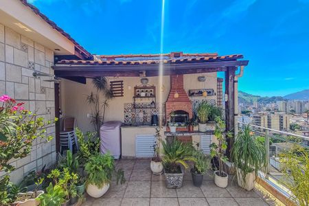 Apartamento à venda com 169m², 3 quartos e 2 vagasTerraço