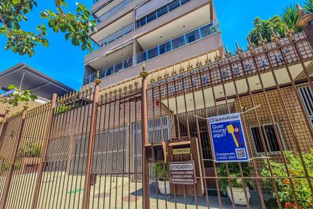 Apartamento à venda com 169m², 3 quartos e 2 vagasFachada do Condomínio placa