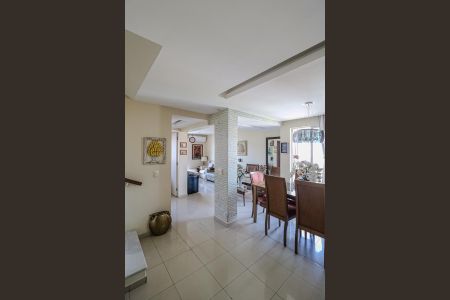 Apartamento à venda com 169m², 3 quartos e 2 vagasSala