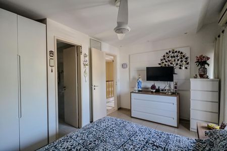 Apartamento à venda com 169m², 3 quartos e 2 vagasQuarto 2 - Suíte