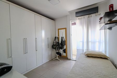 Apartamento à venda com 169m², 3 quartos e 2 vagasQuarto 3