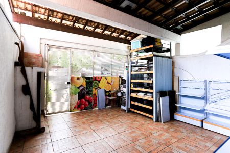 Casa à venda com 180m², 3 quartos e 2 vagas Casa à venda com 180m², 3 quartos e 2 vagasÁrea comum