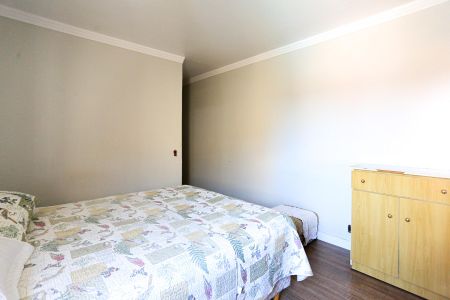 Casa à venda com 180m², 3 quartos e 2 vagas Casa à venda com 180m², 3 quartos e 2 vagasQuarto 3