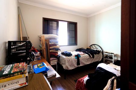 Casa à venda com 180m², 3 quartos e 2 vagas Casa à venda com 180m², 3 quartos e 2 vagasQuarto 4