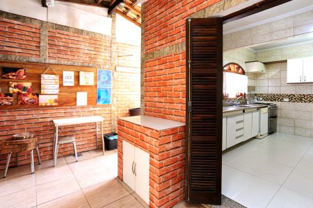 Casa à venda com 180m², 3 quartos e 2 vagas Casa à venda com 180m², 3 quartos e 2 vagasÁrea de Serviço