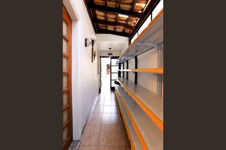 Casa à venda com 180m², 3 quartos e 2 vagas Casa à venda com 180m², 3 quartos e 2 vagasÁrea comum