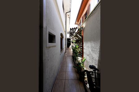 Casa à venda com 180m², 3 quartos e 2 vagas Casa à venda com 180m², 3 quartos e 2 vagasÁrea comum