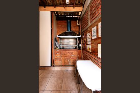 Casa à venda com 180m², 3 quartos e 2 vagas Casa à venda com 180m², 3 quartos e 2 vagasÁrea de Serviço