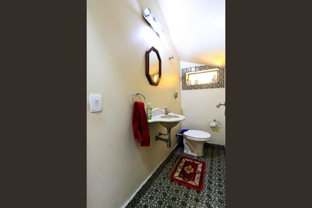 Casa à venda com 180m², 3 quartos e 2 vagas Casa à venda com 180m², 3 quartos e 2 vagasLavabo