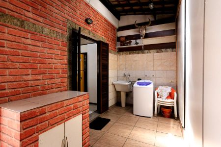 Casa à venda com 180m², 3 quartos e 2 vagas Casa à venda com 180m², 3 quartos e 2 vagasÁrea de Serviço