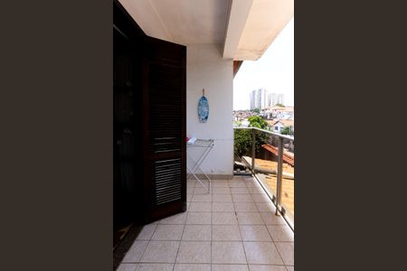 Casa à venda com 180m², 3 quartos e 2 vagas Casa à venda com 180m², 3 quartos e 2 vagasQuarto 1