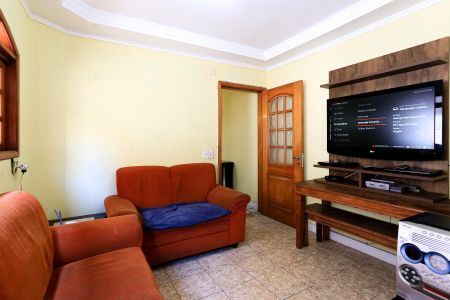 Casa à venda com 180m², 3 quartos e 2 vagas Casa à venda com 180m², 3 quartos e 2 vagasSala 2